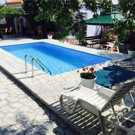 Appartement Jerine 3 Tribalj