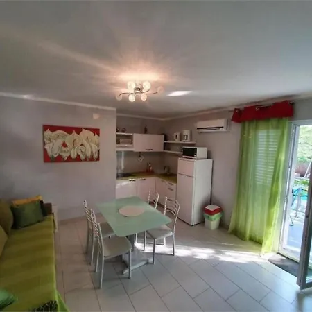 Appartement Jerine 3 Tribalj