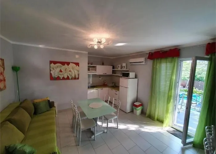 아파트 Jerine 3 Tribalj